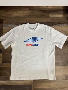 SP5DER White Graphic Tee